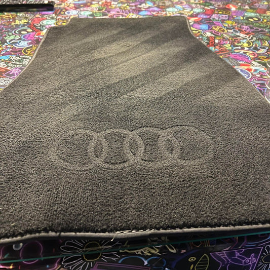 Detailing Carpet Stencil